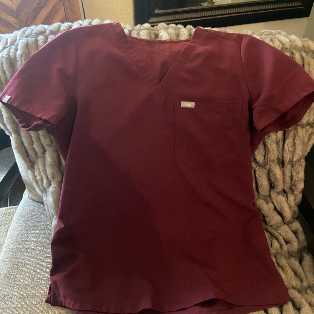 BURGUNDY MEDIUM TOP FIGS